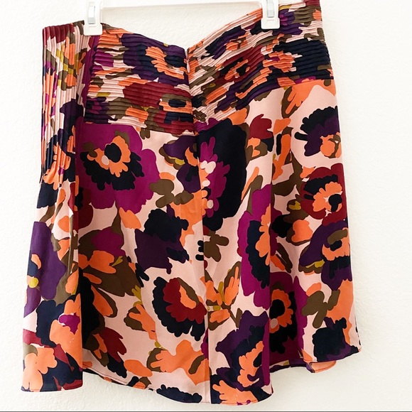 (NWT) Trina Turk | Diamond Silk Pleated Mini Skirt - Picture 3 of 7